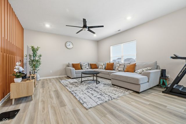 10218 Arctic Edge Drive, Indianapolis, IN 46259