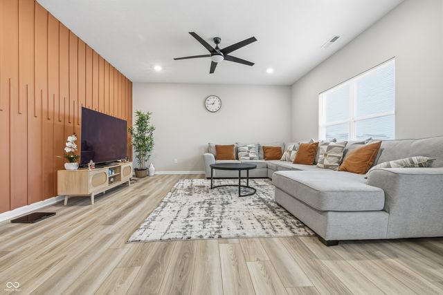 10218 Arctic Edge Drive, Indianapolis, IN 46259