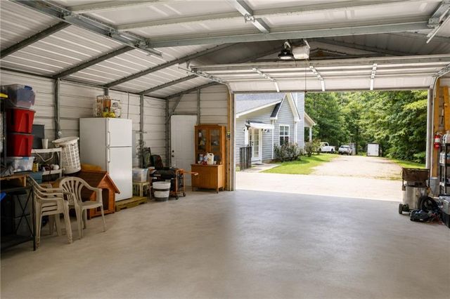 523 S River Drive S, Jackson, GA 30233