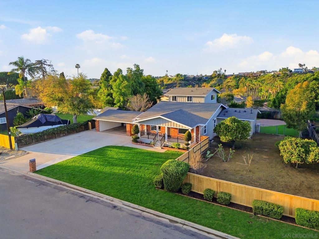 3135 Crela St, Bonita, CA 91902