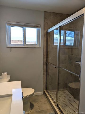 31568 Middleboro Street, Livonia, MI 48154