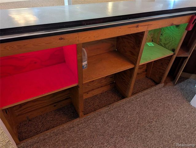 31568 Middleboro Street, Livonia, MI 48154