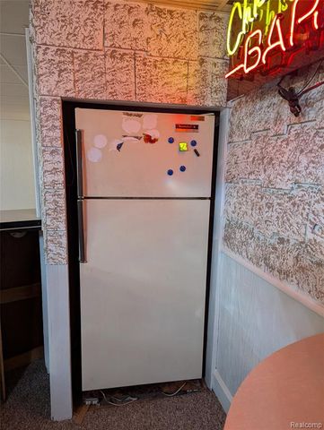 31568 Middleboro Street, Livonia, MI 48154