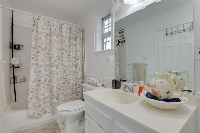 1408 Hazel St, Gridley, CA 95948