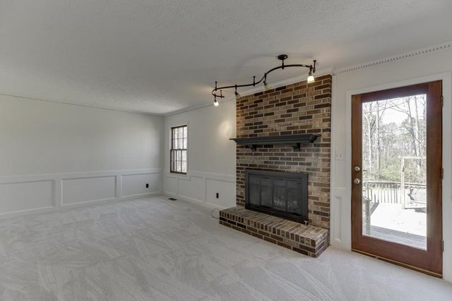 4271 Westminster Drive, Snellville, GA 30039