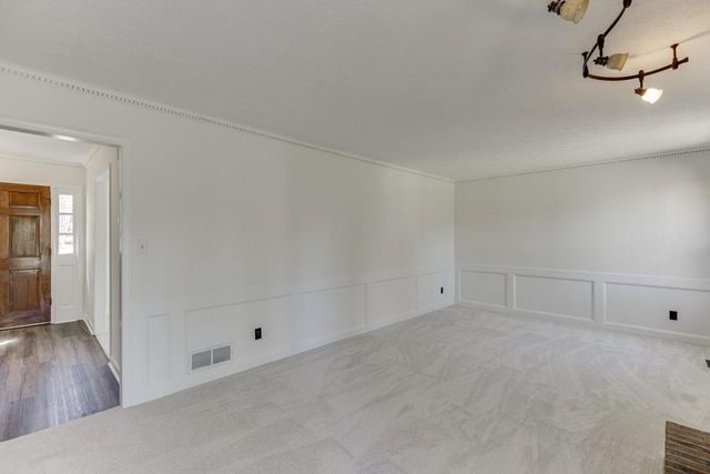 4271 Westminster Drive, Snellville, GA 30039