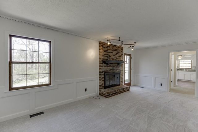 4271 Westminster Drive, Snellville, GA 30039