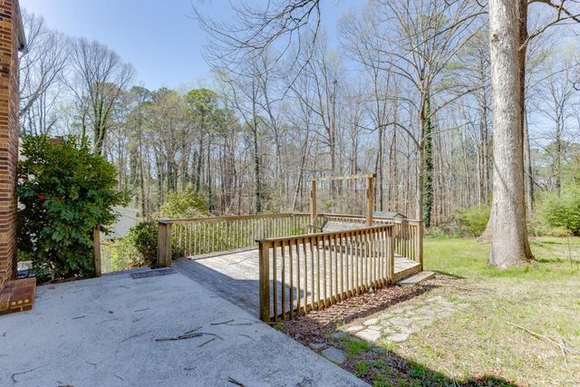 4271 Westminster Drive, Snellville, GA 30039