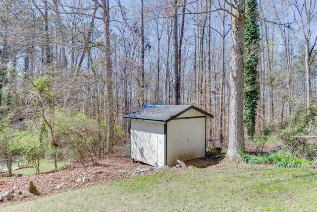 4271 Westminster Drive, Snellville, GA 30039