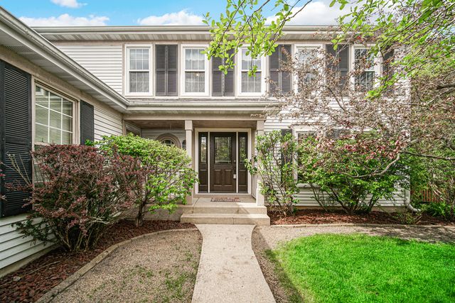 1940 Waverly Lane, Algonquin, IL 60102