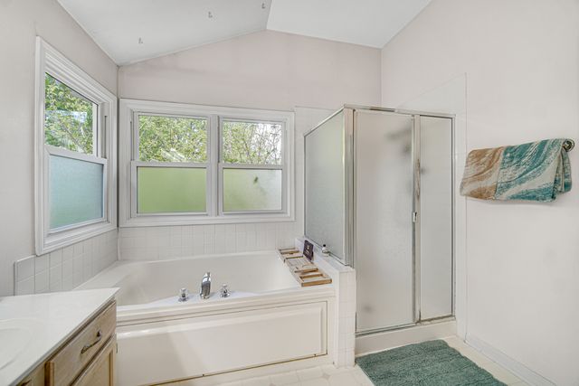 1940 Waverly Lane, Algonquin, IL 60102