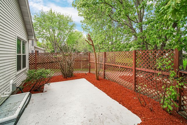 1940 Waverly Lane, Algonquin, IL 60102