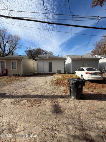 121 Boston Ct, Louisville, KY 40212