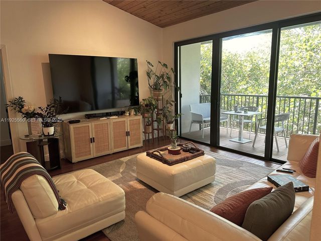 55 Ocean Lane Dr 4020, Key Biscayne, FL 33149