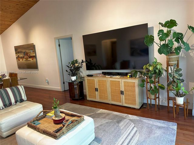 55 Ocean Lane Dr 4020, Key Biscayne, FL 33149