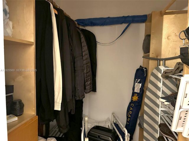 55 Ocean Lane Dr 4020, Key Biscayne, FL 33149