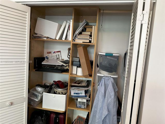 55 Ocean Lane Dr 4020, Key Biscayne, FL 33149