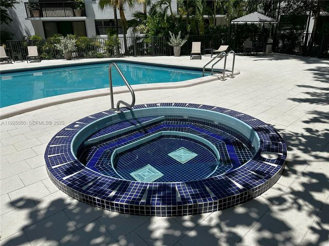 55 Ocean Lane Dr 4020, Key Biscayne, FL 33149