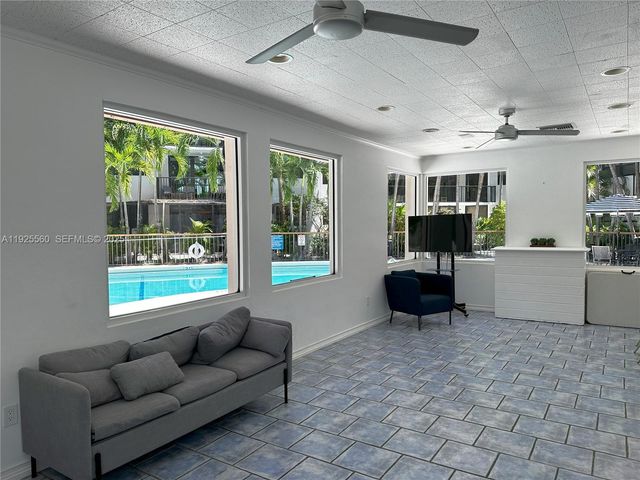 55 Ocean Lane Dr 4020, Key Biscayne, FL 33149