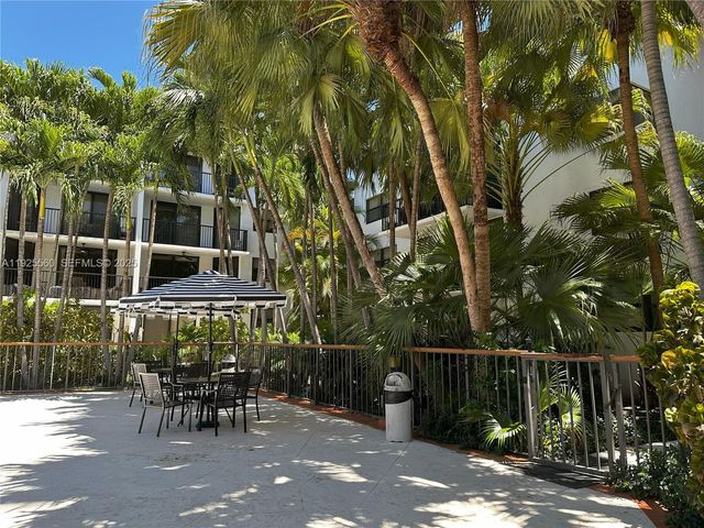55 Ocean Lane Dr 4020, Key Biscayne, FL 33149