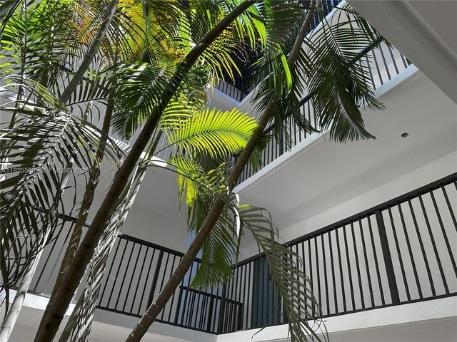 55 Ocean Lane Dr 4020, Key Biscayne, FL 33149