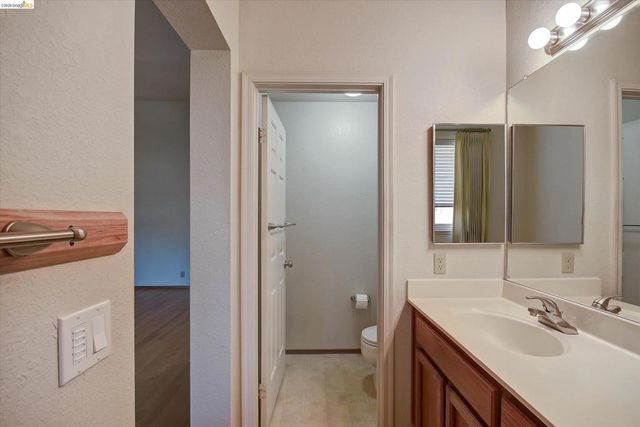 34736 Beret Ter, Fremont, CA 94555