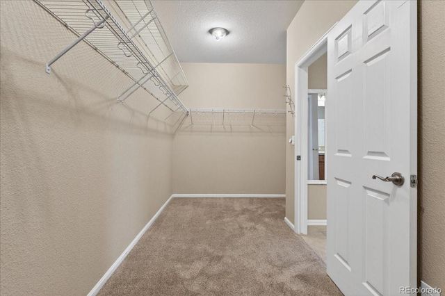 6333 S Jackson Gap Court, Aurora, CO 80016