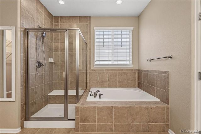 6333 S Jackson Gap Court, Aurora, CO 80016