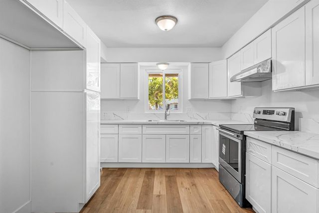 4272 W Cortland Avenue, Fresno, CA 93722