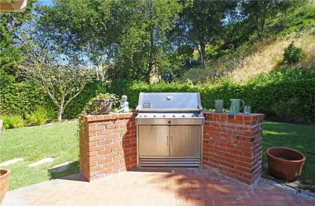 5816 Carell Avenue, Agoura Hills, CA 91301