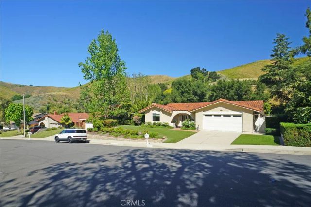 5816 Carell Avenue, Agoura Hills, CA 91301