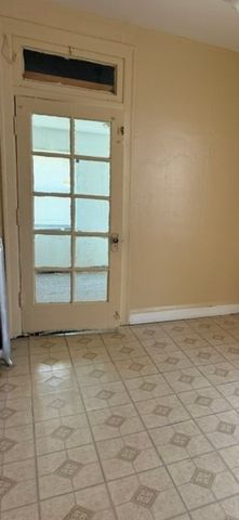7518 S Eberhart Avenue, Chicago, IL 60619