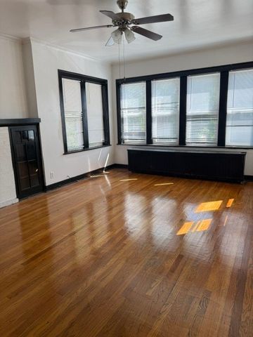 7518 S Eberhart Avenue, Chicago, IL 60619