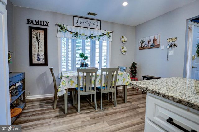 372 LINDEN DR, Elkins Park, PA 19027