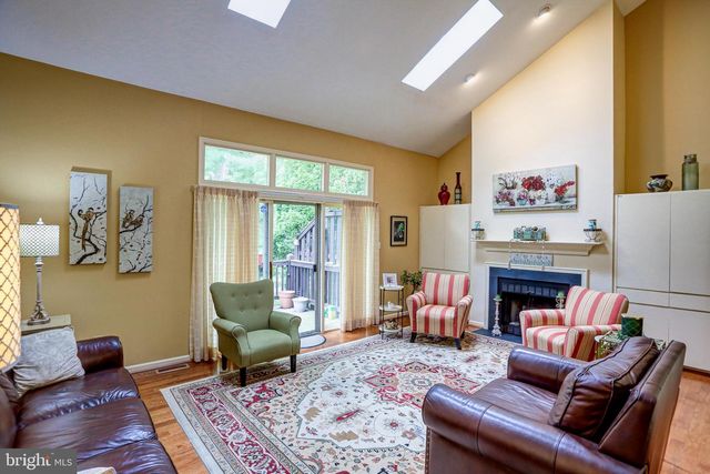 372 LINDEN DR, Elkins Park, PA 19027