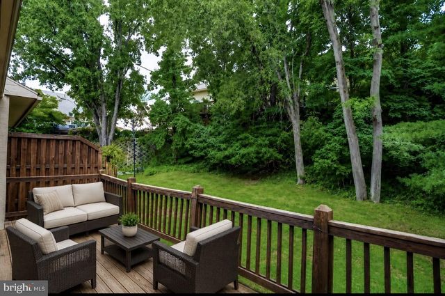 372 LINDEN DR, Elkins Park, PA 19027