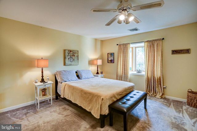 372 LINDEN DR, Elkins Park, PA 19027