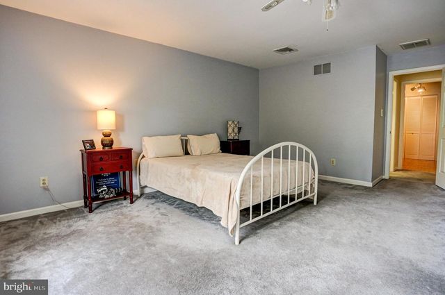 372 LINDEN DR, Elkins Park, PA 19027