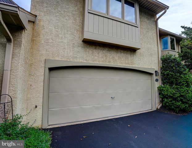 372 LINDEN DR, Elkins Park, PA 19027