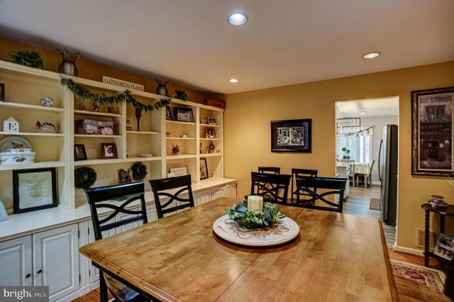 372 LINDEN DR, Elkins Park, PA 19027