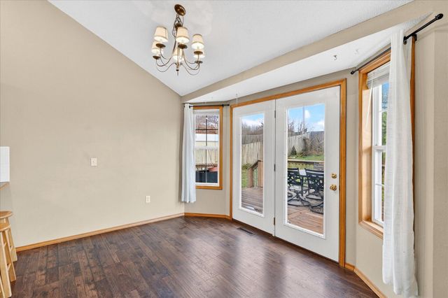 706 S Berry Lane, Willard, MO 65781