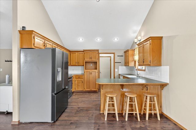 706 S Berry Lane, Willard, MO 65781