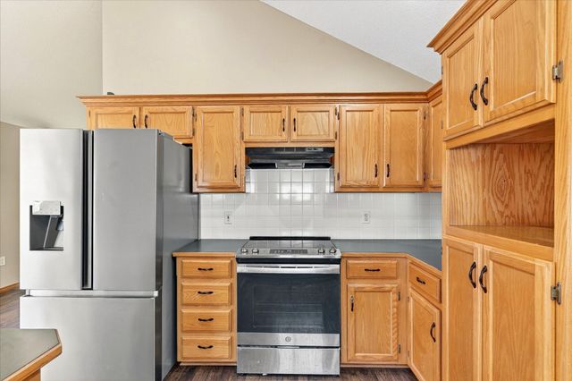 706 S Berry Lane, Willard, MO 65781