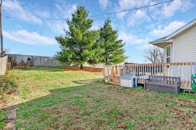 706 S Berry Lane, Willard, MO 65781