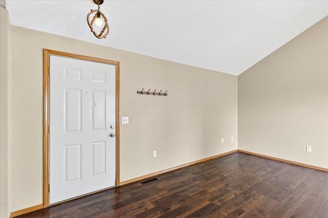 706 S Berry Lane, Willard, MO 65781