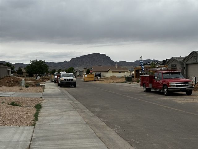 3396 E Cane Drive, Kingman, AZ 86409