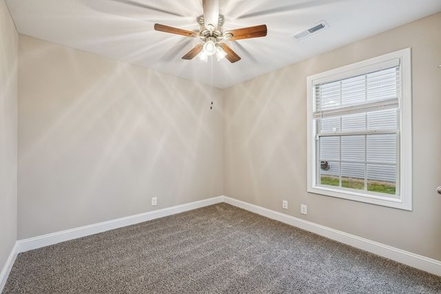 532 Lucky Ln, Clarksville, TN 37042