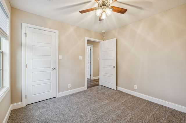 532 Lucky Ln, Clarksville, TN 37042