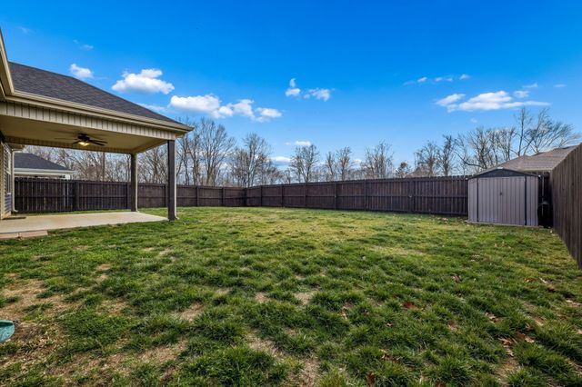 532 Lucky Ln, Clarksville, TN 37042