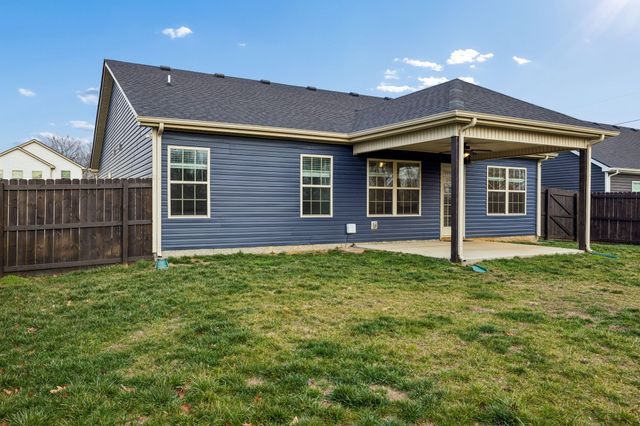 532 Lucky Ln, Clarksville, TN 37042